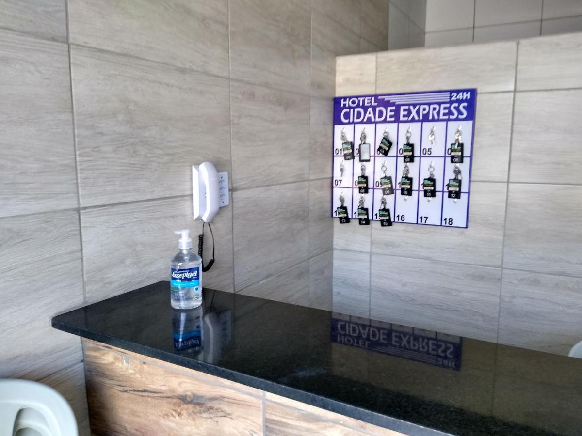 Hotel Cidade Express 24H 特雷西纳 外观 照片